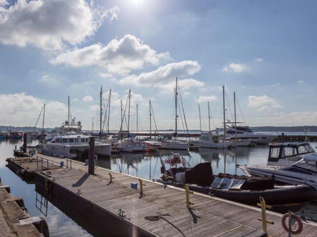 Purbecks Villa Poole Eksteriør billede